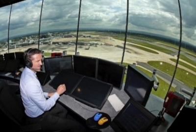 Desarrollan sistema que mide estr&eacute;s de los controladores de vuelos