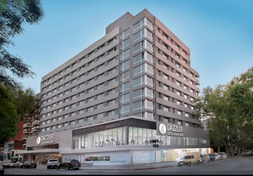 ¿Cuál es el barrio donde está el Dazzler by Wyndham Montevideo?