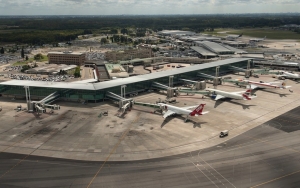 Cielos entreabiertos y Línea de Bandera