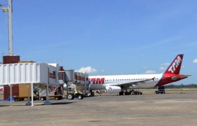 Paraguay: el Senado trata proyecto que excluye a extranjeros de la aviación