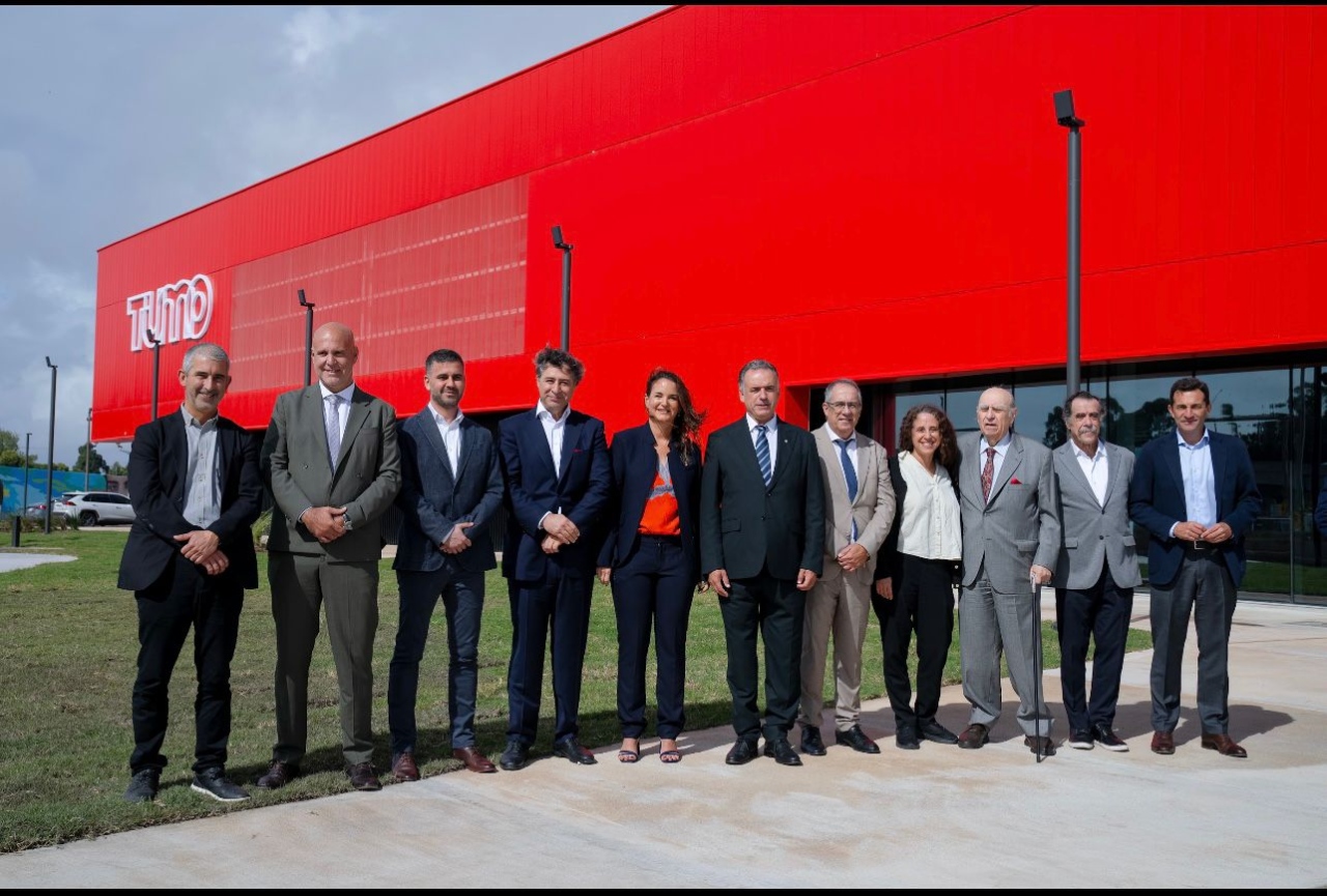 ⁠Lleg&oacute; TUMO a Uruguay