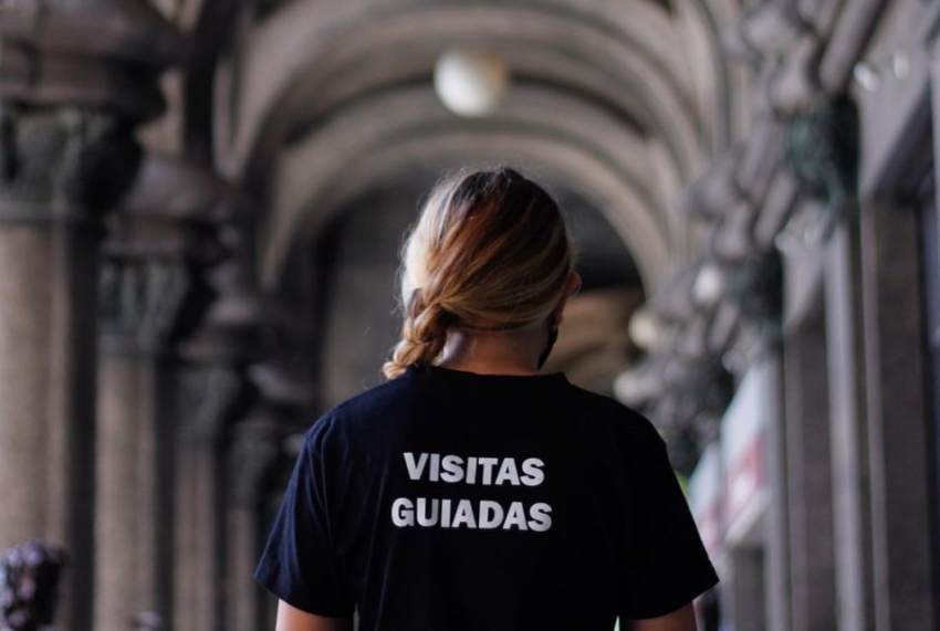 El Palacio Salvo, edificio ic&oacute;nico de la capital uruguaya, se reactiva como paseo tur&iacute;stico