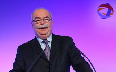 Muere presidente de petrolera francesa Total en accidente a&eacute;reo