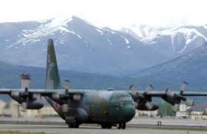 Muere un centenar de personas en un accidente de avi&oacute;n al este de Argelia
