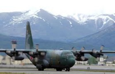 Muere un centenar de personas en un accidente de avi&oacute;n al este de Argelia