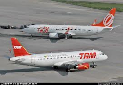 Las aerol&iacute;neas brasile&ntilde;as Gol y Tam anuncian despidos