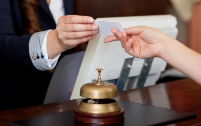 Canc&uacute;n impone por sorpresa una tasa tur&iacute;stica e indigna al Sector