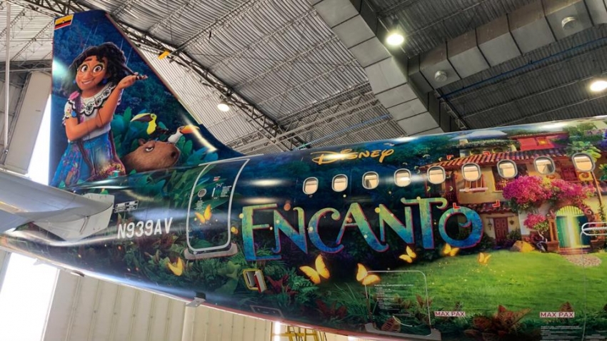 Avianca revel&oacute; avi&oacute;n con dise&ntilde;o externo inspirado en le nueva pel&iacute;cula de Disney: Encanto
