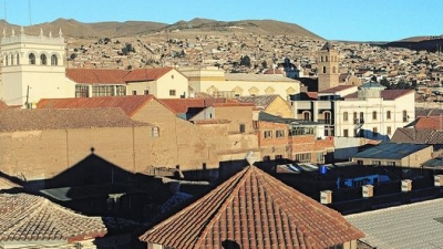 Atractiva. Una vista de la ciudad de Potosí, al pie del Cerro Rico, célebre por sus minas de plata.