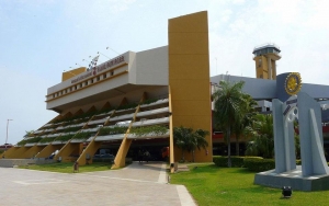 Suspenden obra en aeropuerto de Asunci&oacute;n