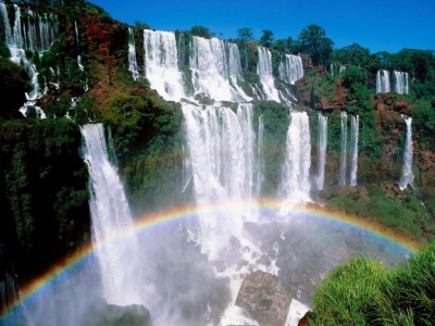 Las Cataratas del Iguazú serán confirmadas como Maravilla Natural