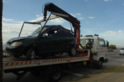 Dos funcionarios de Pluna mueren en accidente en la rambla de Montevideo