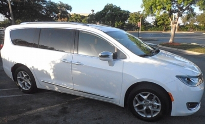 Preview de Chrysler Pacifica Limited 2017
