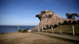 &iquest;Cu&aacute;ntos cierres m&aacute;s resistir&aacute;n las econom&iacute;as nacionales y el turismo internacional?