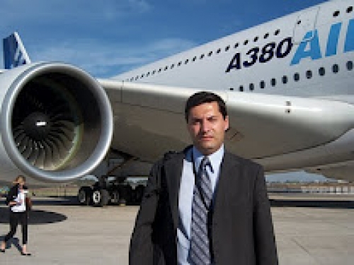 Daniel Montero Ferreriro, Licenciado en Transporte Aéreo