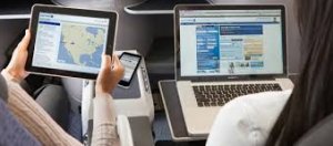 Avi&oacute;n n&ordm;100 de United con wifi v&iacute;a sat&eacute;lite
