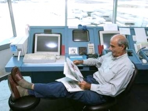 El primer conflicto anunciado ya se dio: controladores a&eacute;reos